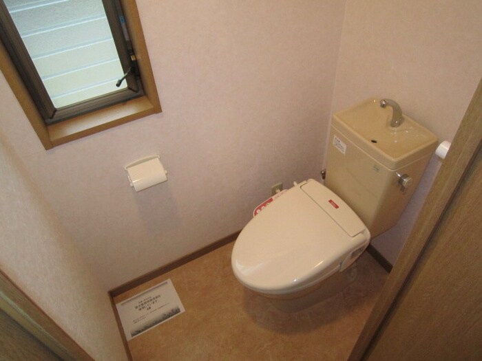 物件内観写真12　(トイレ)