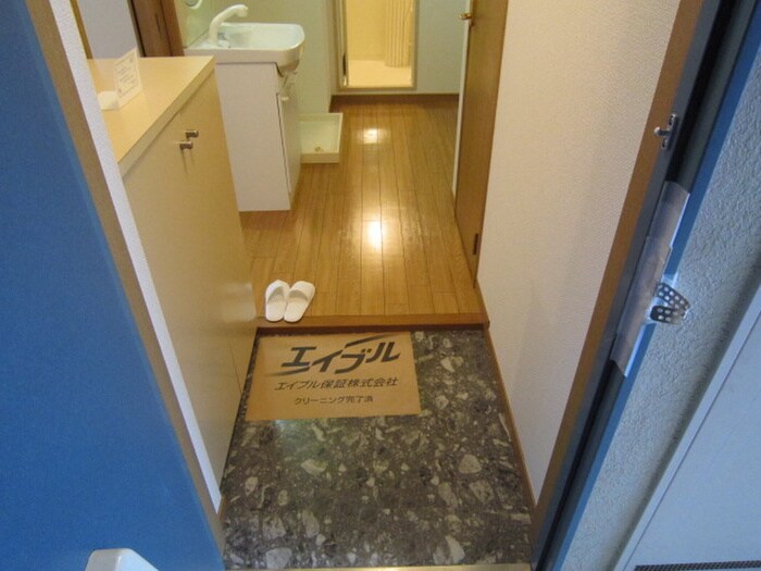 物件内観写真15　(玄関)