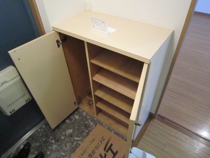 物件内観写真16　(靴箱)