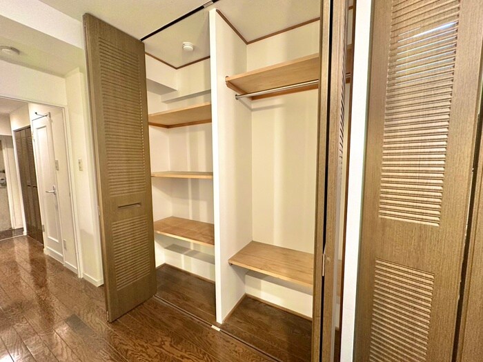 物件内観写真10　(収納)