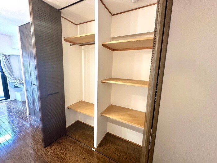 物件内観写真11　(収納)