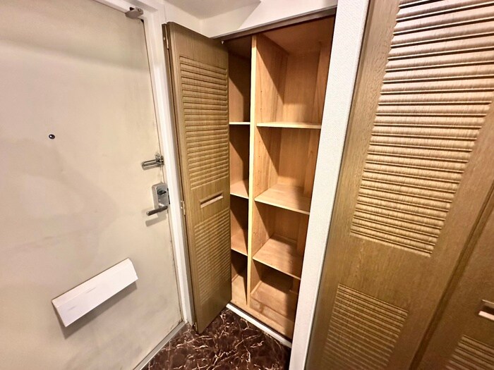 物件内観写真21　(靴箱)