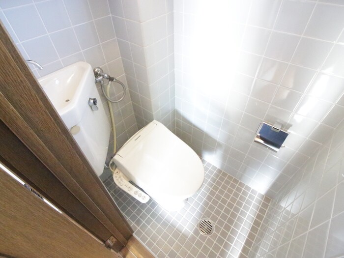 物件内観写真9　(トイレ)