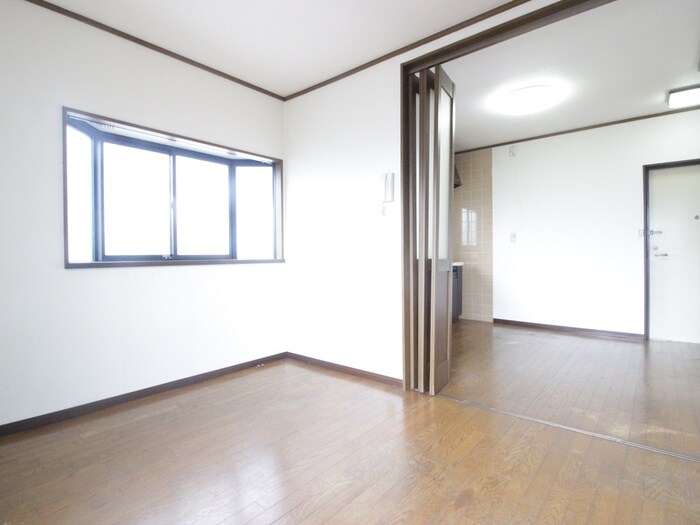 物件内観写真13　(居室)