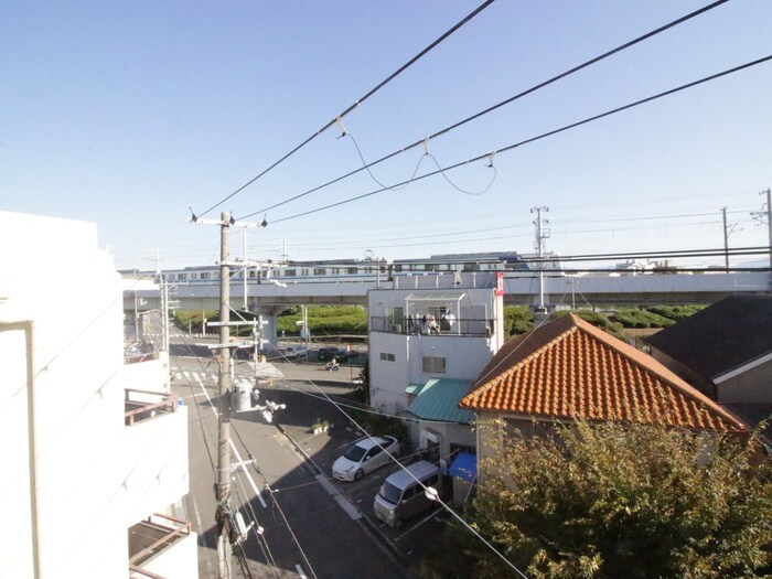 物件内観写真18　(室内からの展望)