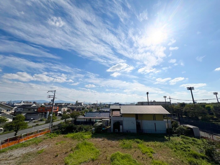 物件内観写真22　(室内からの展望)