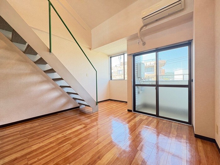 物件内観写真7　(居室)