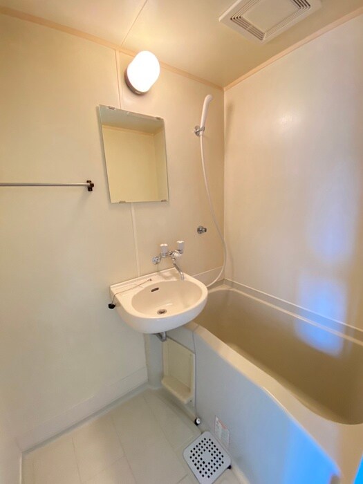 物件内観写真10　(バス／シャワールーム等)