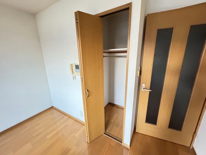 物件内観写真18　(収納)