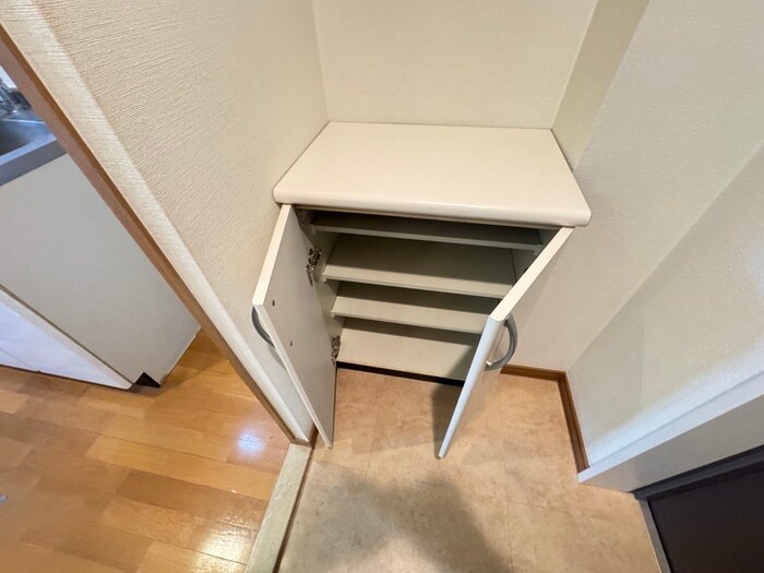 物件内観写真19　(靴箱)