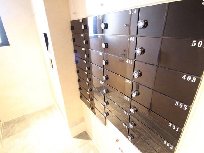 物件外観写真6　(建物設備)