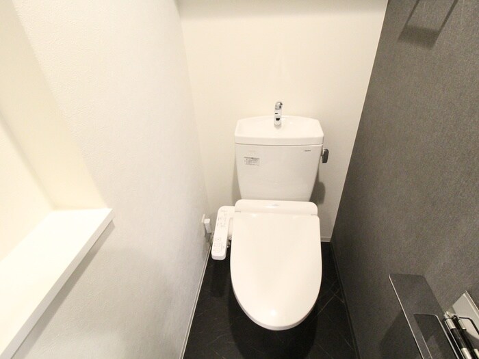 物件内観写真14　(トイレ)