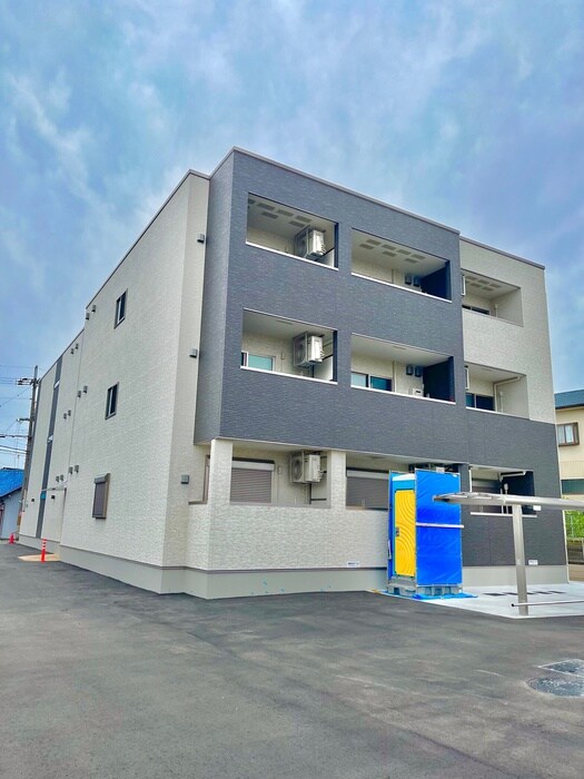 物件外観写真3　(外観写真)