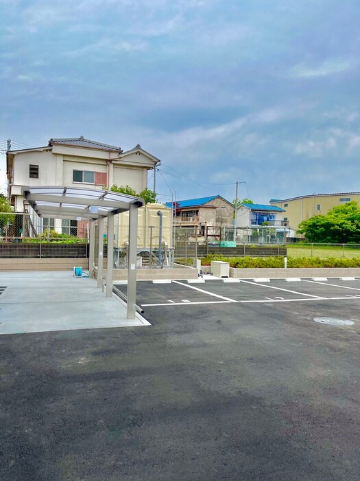 物件外観写真5　(駐輪場)