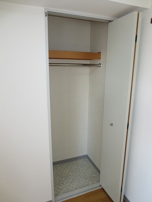 物件内観写真11　(収納)