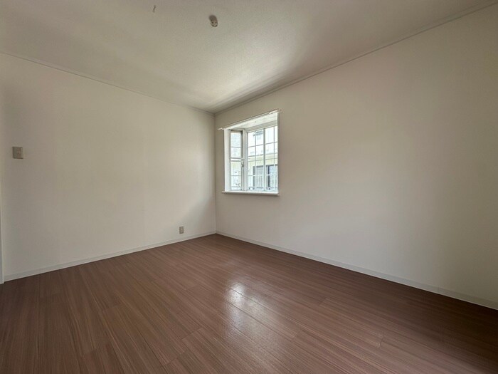 物件内観写真12　(居室)