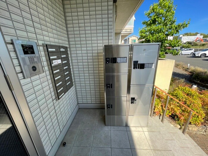 物件外観写真4　(建物設備)