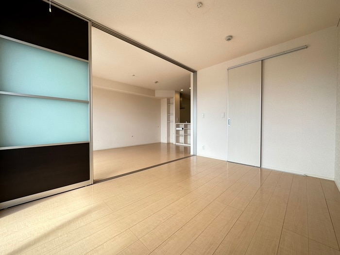 物件内観写真10　(居室)