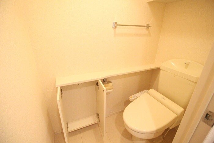 物件内観写真12　(トイレ)