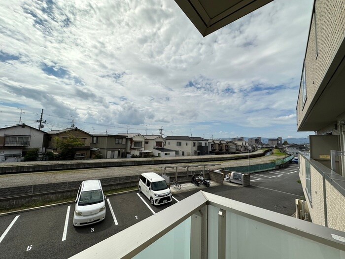 物件内観写真22　(室内からの展望)