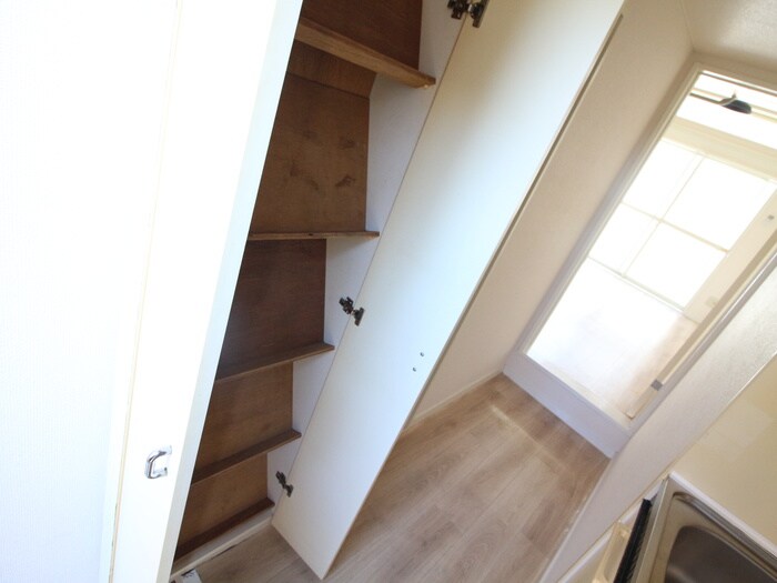 物件内観写真13　(靴箱)