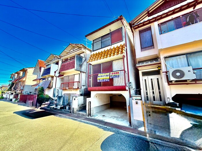 物件外観写真1　(外観写真)