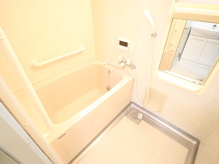 物件内観写真12　(バス／シャワールーム等)