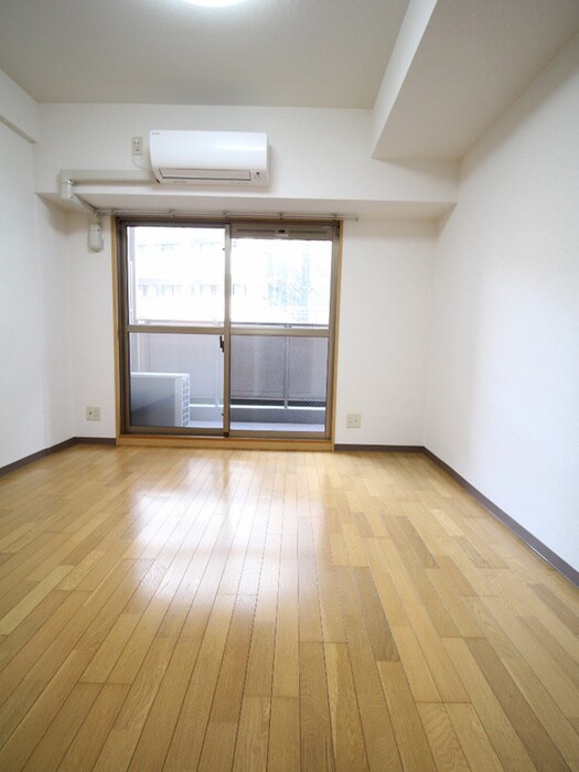 物件内観写真13　(居室)