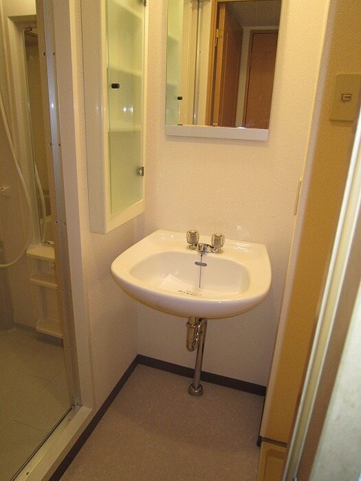 物件内観写真16　(洗面)