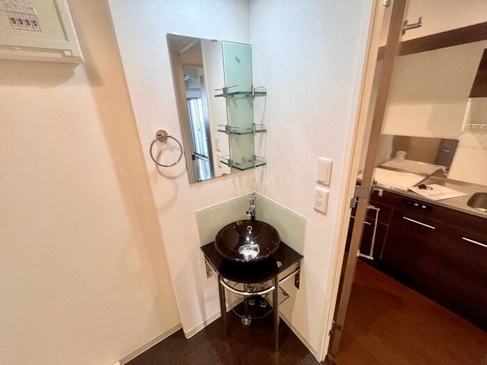 物件内観写真11　(洗面)