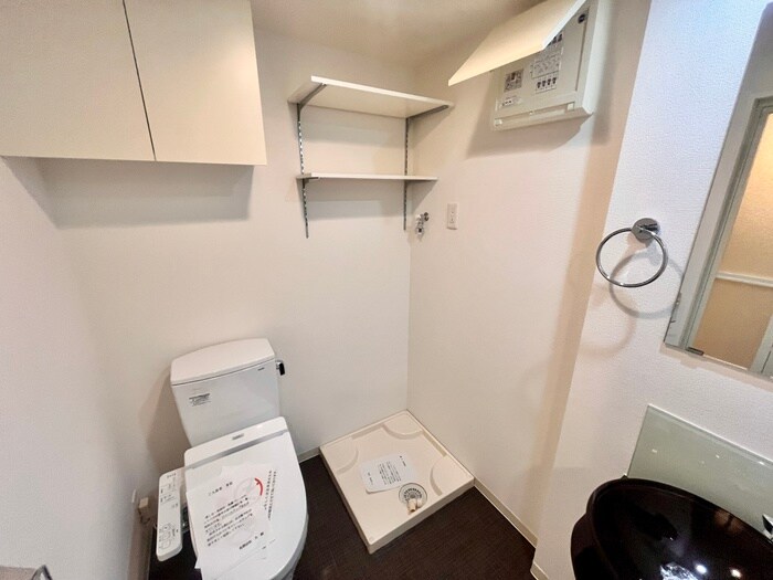 物件内観写真22　(洗濯機置場)