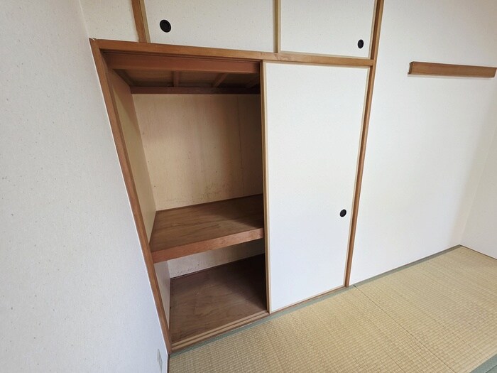 物件内観写真13　(収納)