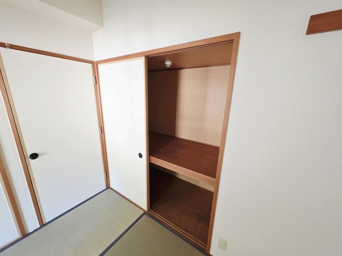 物件内観写真13　(収納)