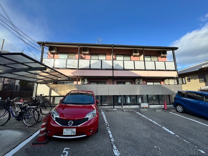 物件外観写真4　(外観写真)