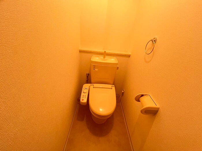 物件内観写真10　(トイレ)