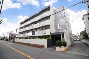 ハイツウエノ外観写真