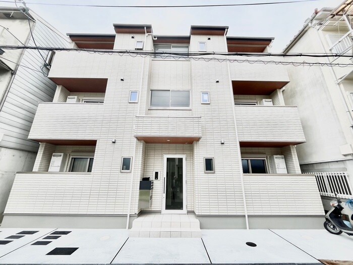 物件外観写真1　(外観写真)