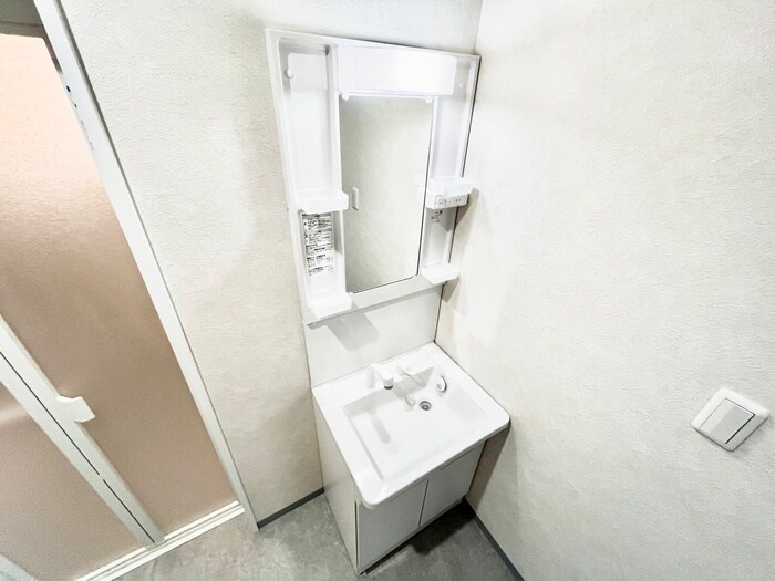 物件内観写真9　(洗面)