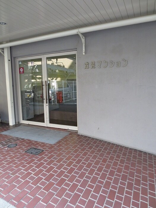 物件外観写真5　(エントランス部分)