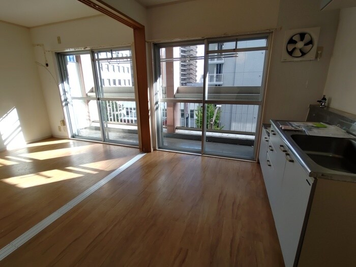 物件内観写真12　(居室)