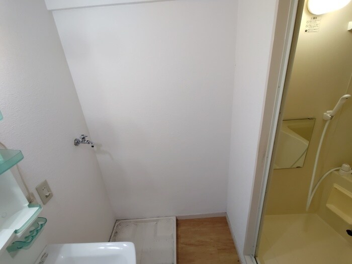 物件内観写真20　(洗濯機置場)