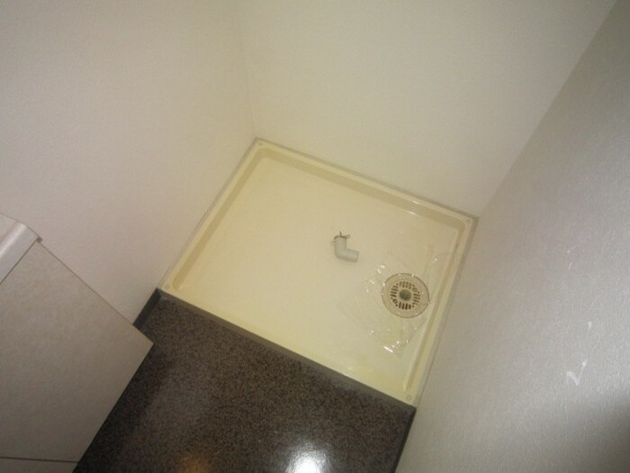 物件内観写真19　(洗濯機置場)