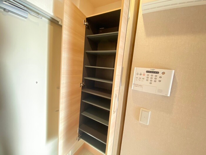 物件内観写真20　(靴箱)