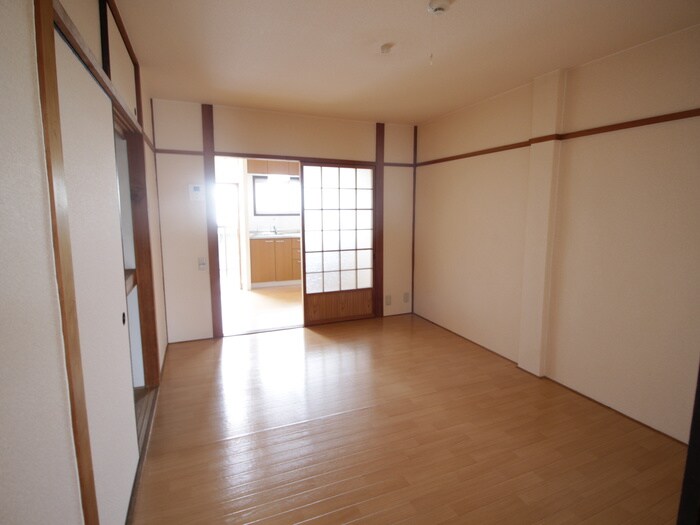 物件内観写真9　(居室)