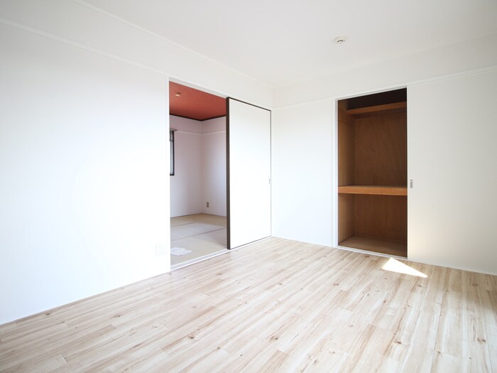 物件内観写真11　(居室)