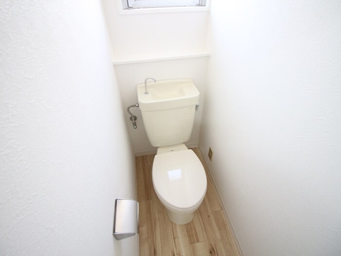 物件内観写真17　(トイレ)