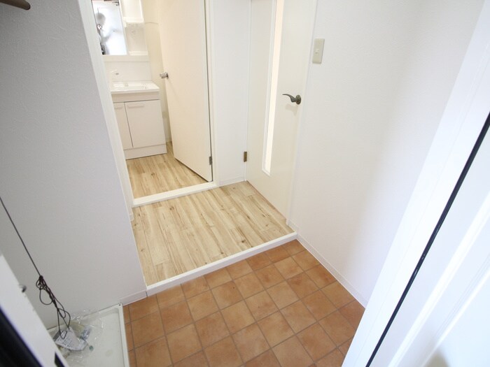 物件内観写真20　(廊下)