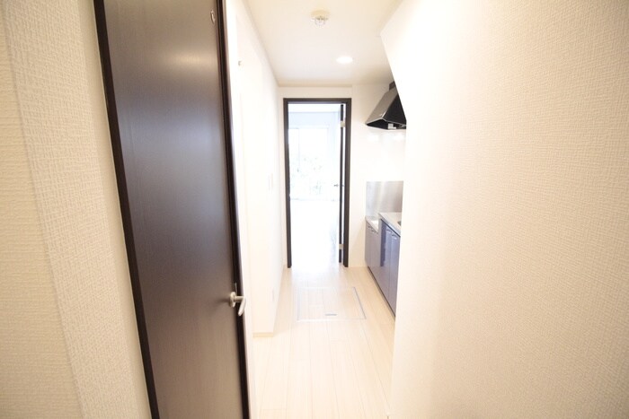 物件内観写真18　(廊下)