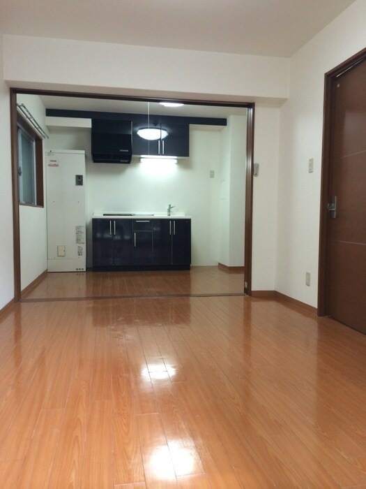 物件内観写真8　(居室)