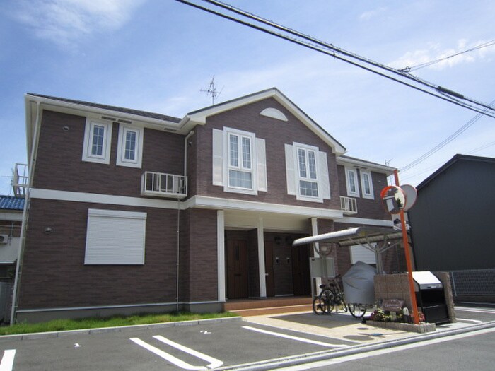 物件外観写真2　(外観写真)